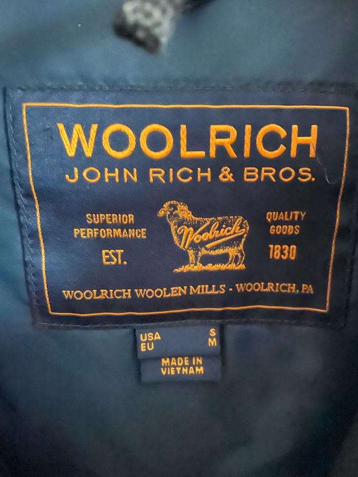 Woolrich Parka Winterjacke Mantel Dunkelblau/Navy/Marine Gr. M in Stein