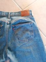 Levis 501 90's Premium Jeans Hose 28 32 blau weit straight Nordrhein-Westfalen - Ennigerloh Vorschau