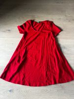 Kurze ausgestelltes  Kleid Benetton, rot Größe S Bayern - Pöcking Vorschau