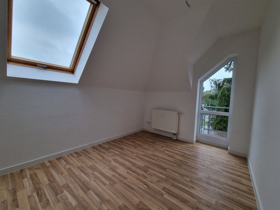 -1,5 Zimmer mit Balkon Ankleide Einbauküche und Aufzug in Kolkwitz