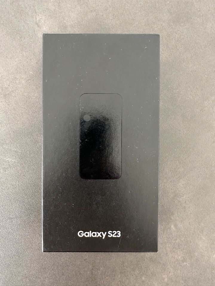 Samsung Galaxy S23 128 GB Neu. in München