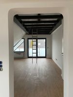 2 Zimmer Dachgeschosswohnung (mit Küche wenn Interesse besteht) Hessen - Rüsselsheim Vorschau