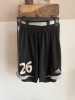 Adidas Shorts Nummer 26 (M) Frankfurt am Main - Kalbach Vorschau