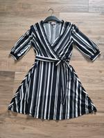 Kleid h&m schwarz weiß Größe S Hessen - Ebersburg Vorschau