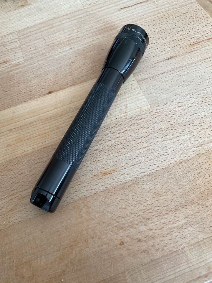 Maglite Mini AA in Bruchmühlbach-Miesau