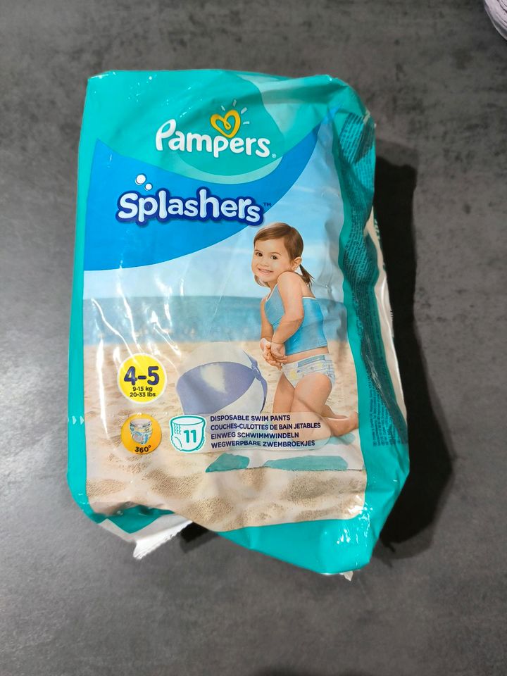 Pampers Splashers Schwimmwindeln Größe 4-5, 11 Stück in Hanshagen bei Greifswald