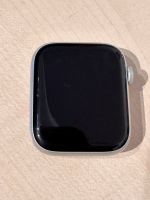 Apple Watch Series 5 Nike Silber 44 mm 32 GB, sehr guter Zustand Köln - Nippes Vorschau