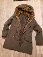Verkaufe eine Winterjacke von Hollister Niedersachsen - Uetze Vorschau