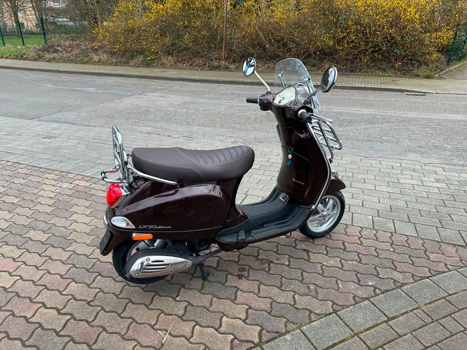 Vespa LX 50/25 Mofa Touring Aus 1.Hand Nur 3617 KM in Herne