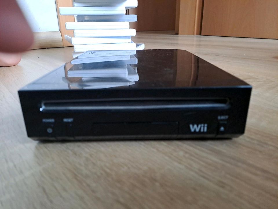 WII + Spiele und Zubehör in Stutensee