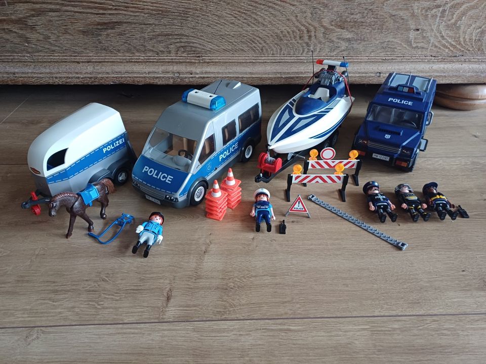 Polizei Playmobil Sets *** in Lemgo
