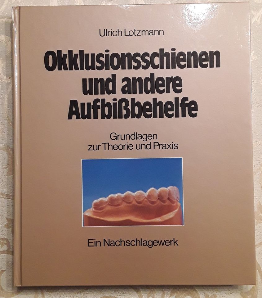 Zahntechnik /Okklusionsschienen und andere Aufbissbehelfe in Kiel