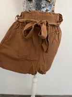 Neu. Tolle Short von Takko Gr L Hessen - Bad Arolsen Vorschau