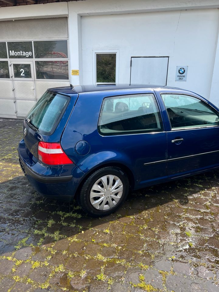 Vw Golf 4 1.4 2003 an Bastler abzugeben in Essen