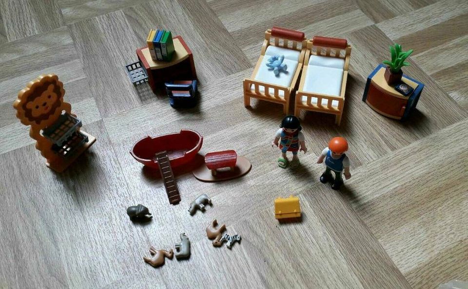 Playmobil Möbel zum Wohnhaus 4279 Kinderzimmer in Radeberg