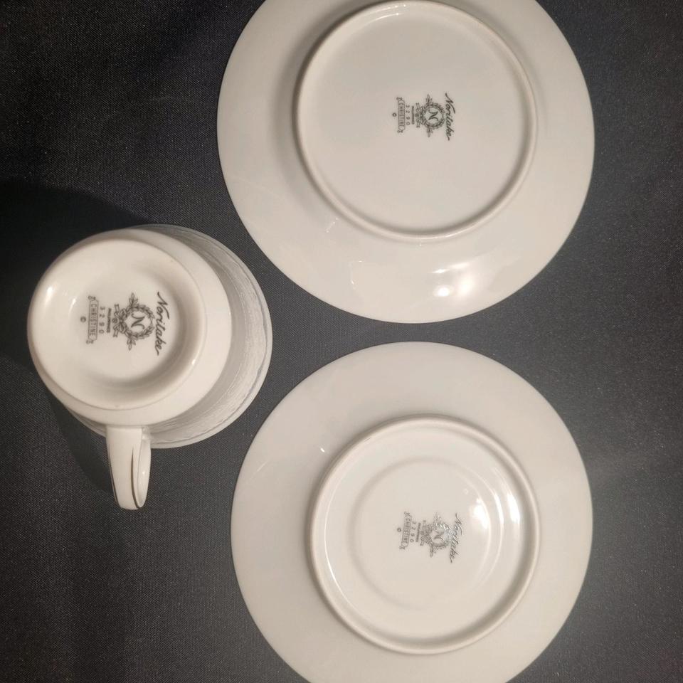 Komplettes 62-teiliges Geschirr-Set Noritake Christine 32900 in Hütschenhausen