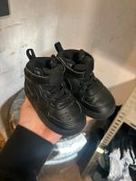 Kinder Schuhe  Nike Große 22 Nordrhein-Westfalen - Bottrop Vorschau