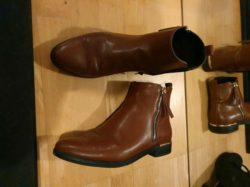 Verschiedene Schuhe Gr 39/40 in Vaterstetten