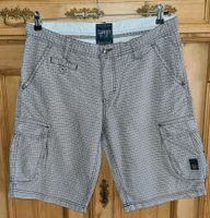 Esprit Herren Bermuda Shorts kariert Gr. W33 Nordrhein-Westfalen - Herzogenrath Vorschau