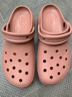 ### Neue Crocs Plateau in altrosa Größe W 8 ### Niedersachsen - Wolfsburg Vorschau