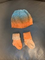 Babymütze und Babysocken gestrickt handmade Baden-Württemberg - Steinenbronn Vorschau