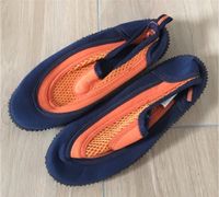 ❤️❤️❤️ Badeschuhe Gr. 30 dunkelblau orange wie Neu Bayern - Feldkirchen-Westerham Vorschau