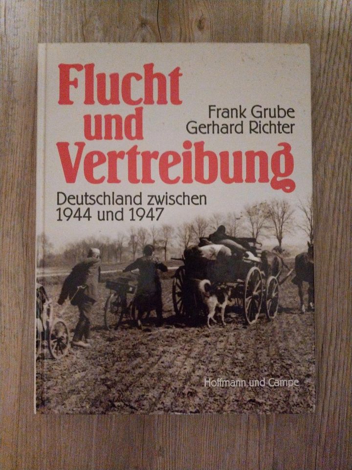 Flucht und Vertreibung. Buch in Espelkamp