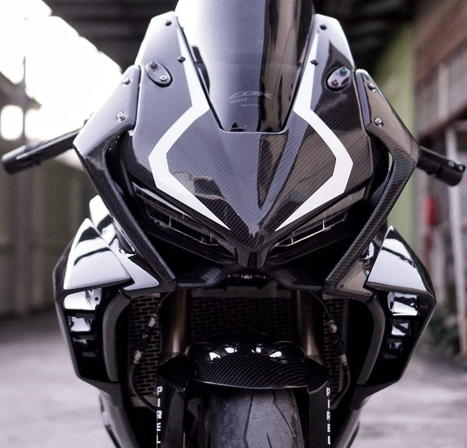 NEU Honda CBR650R Winglets (Lack / Carbon) in Bochum