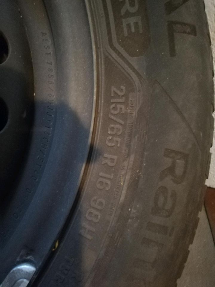 4Sommerreifen fast neu uniroyal rain e 215/65R16 in München