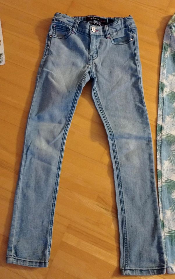 Jeans Sommerhose Sommerjeans türkis 140 8 Jahre in Grafenwöhr