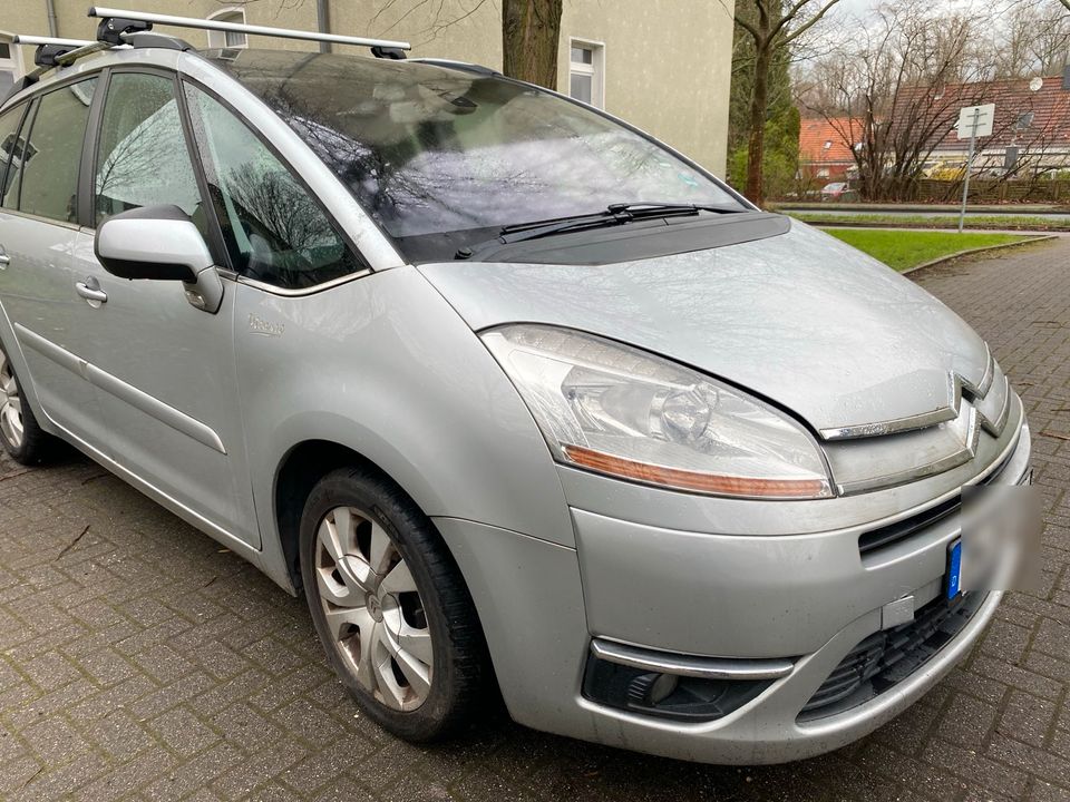 Citroën Picasso, C4 1,6 HDI Anlasser defekt Export  tauschen in Bergkamen