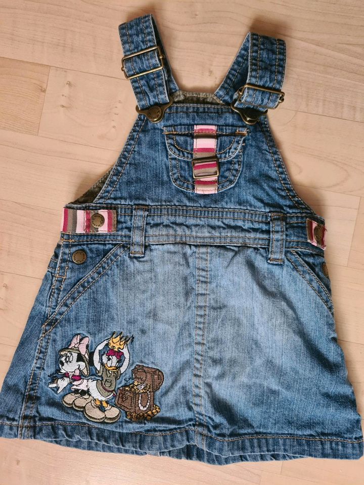 Latzkleid Jeanskleid Minnie Maus und Daisy Duck 62 in Dresden