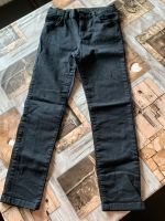 Jeans schwarz, neuwertig, Gr. 134/140 Bayern - Rauhenebrach Vorschau