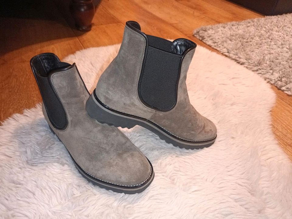 Gabor damen kurz stiefel  neu gr.36 in Sondershausen