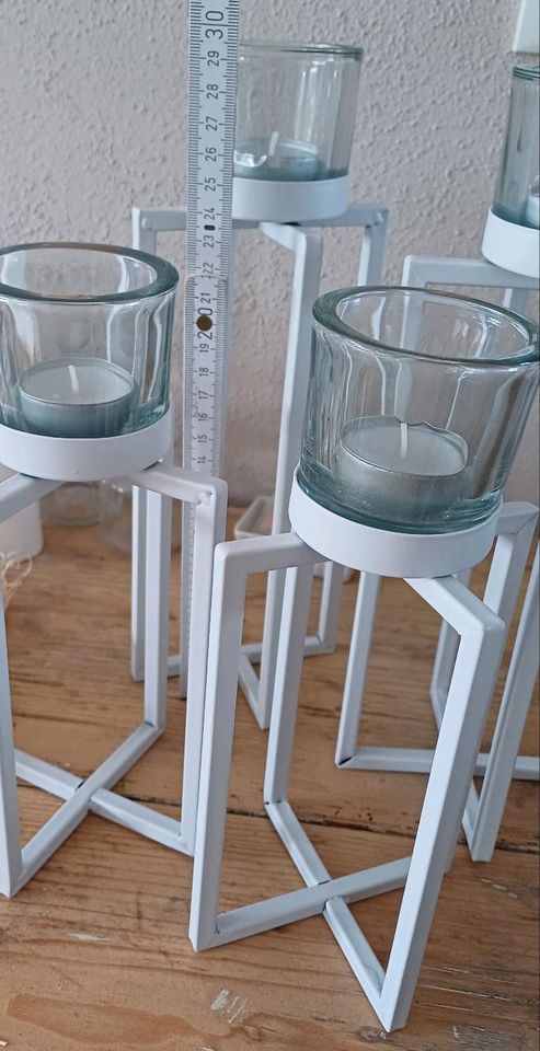 Kerzenhalter Teelichthalter Kerzenständer weiß Deko Teelichtgläse in Gößweinstein