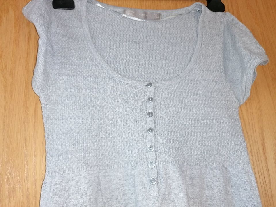 Wundervolles Damen- -strickkleid gr. M  auf über dünnem shirt in Arnstorf