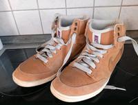 Schuhe Nike Gr.40( 39) braun Nordrhein-Westfalen - Herne Vorschau