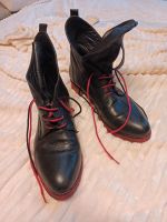 Schuhe, Belstaff, 39,schwarzes Leder, rote Sohle Sachsen-Anhalt - Dessau-Roßlau Vorschau