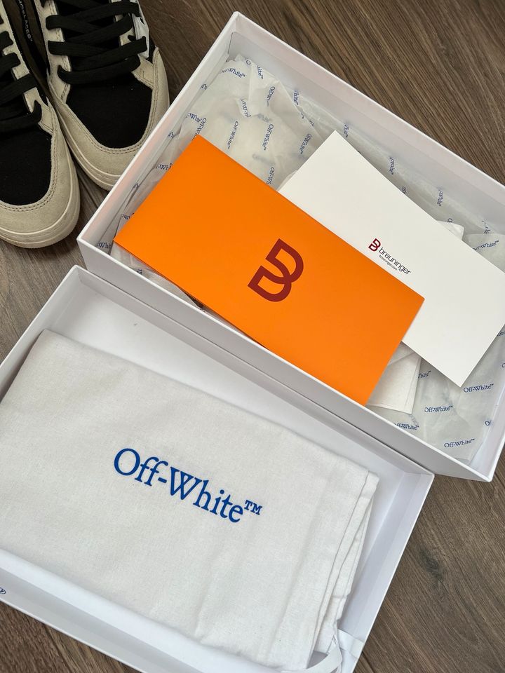 Off-White Sneaker in Zimmern ob Rottweil