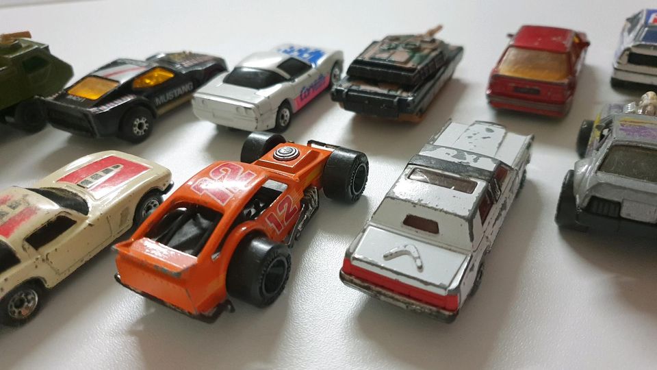 Matchbox superfast Modellautos 1:60 Spielzeugautos in Pohlheim