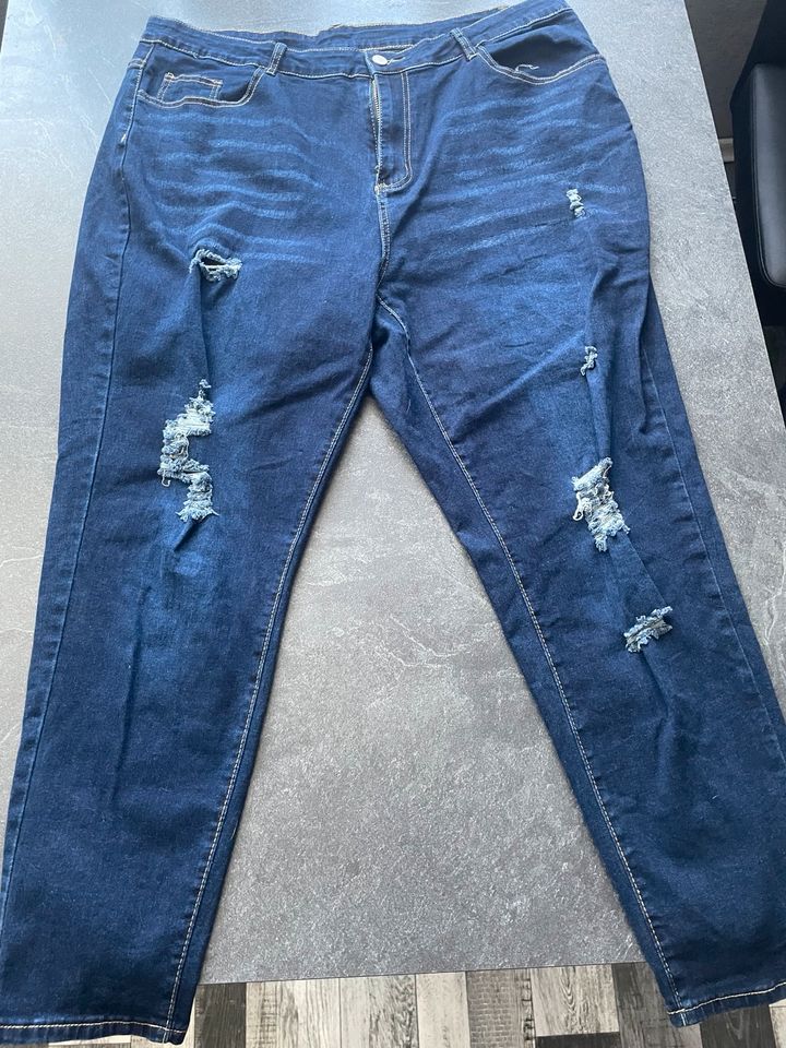 Damen Jeans gr 50-52 in Aurich