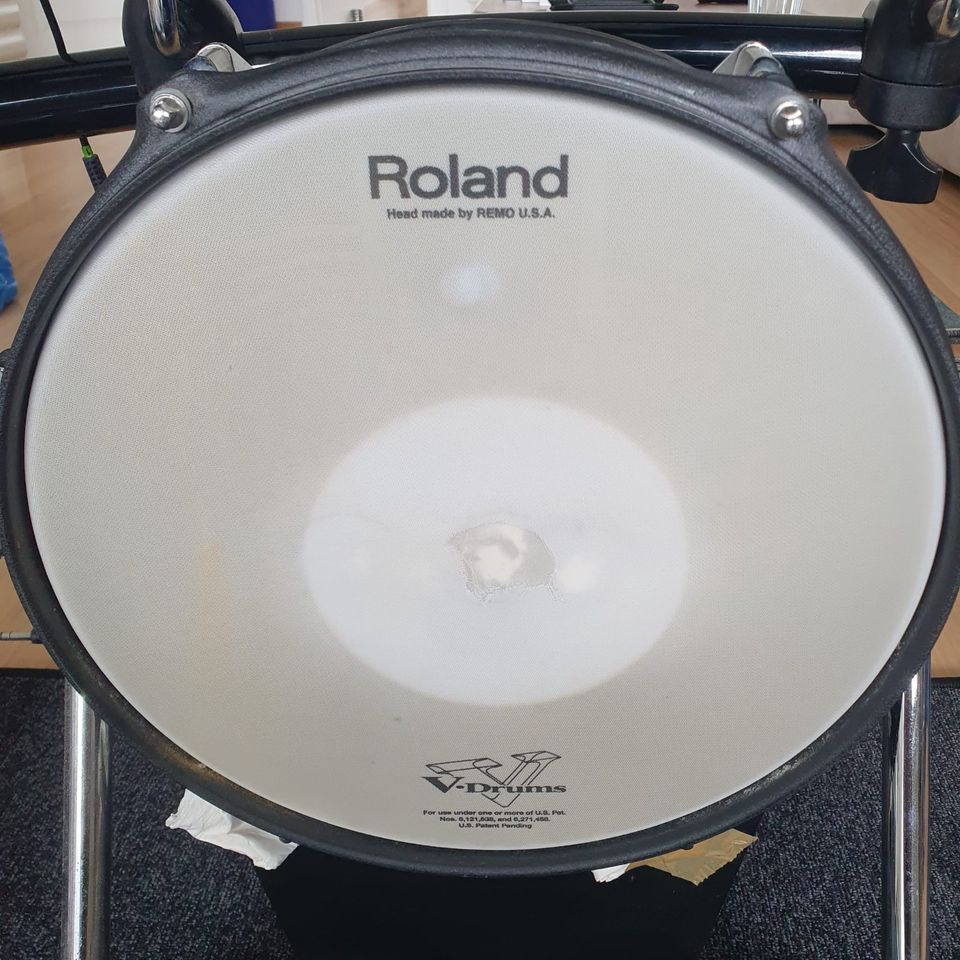 Roland TD-20 E-Drums + Roland PM-10 Verstärker in Köln