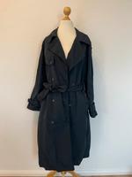 Asos Design oversize Regenmantel Trenchcoat dunkelblau 38 Niedersachsen - Hameln Vorschau