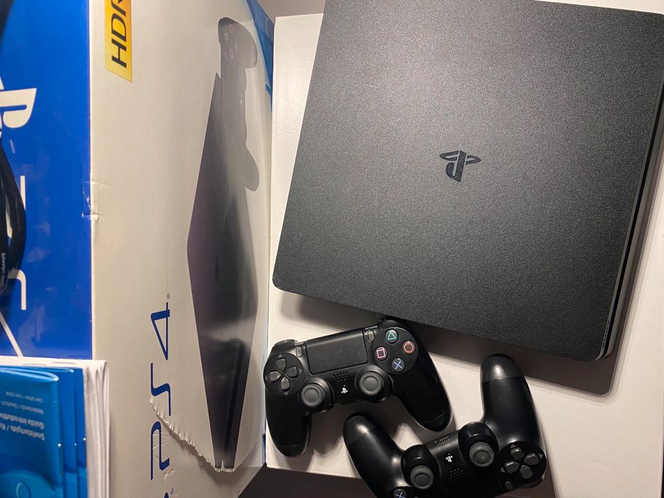 PS4 + 1 Controller in Neuenrade