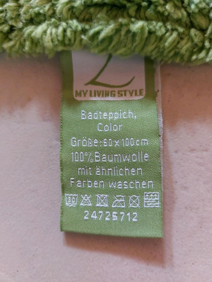 Badteppich ca. 100x60cm in Thierhaupten