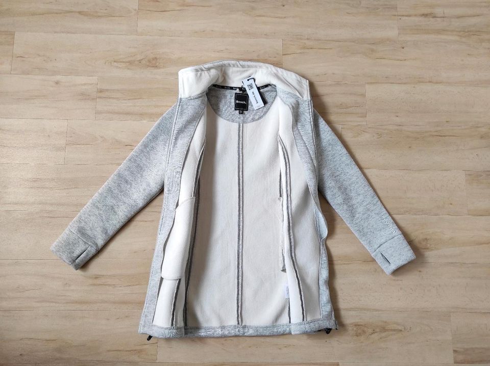 Fleece Jacke/ Fleecejacke/ Kurzmantel BENCH Luna  ✨NEU✨ M in Freiburg im Breisgau