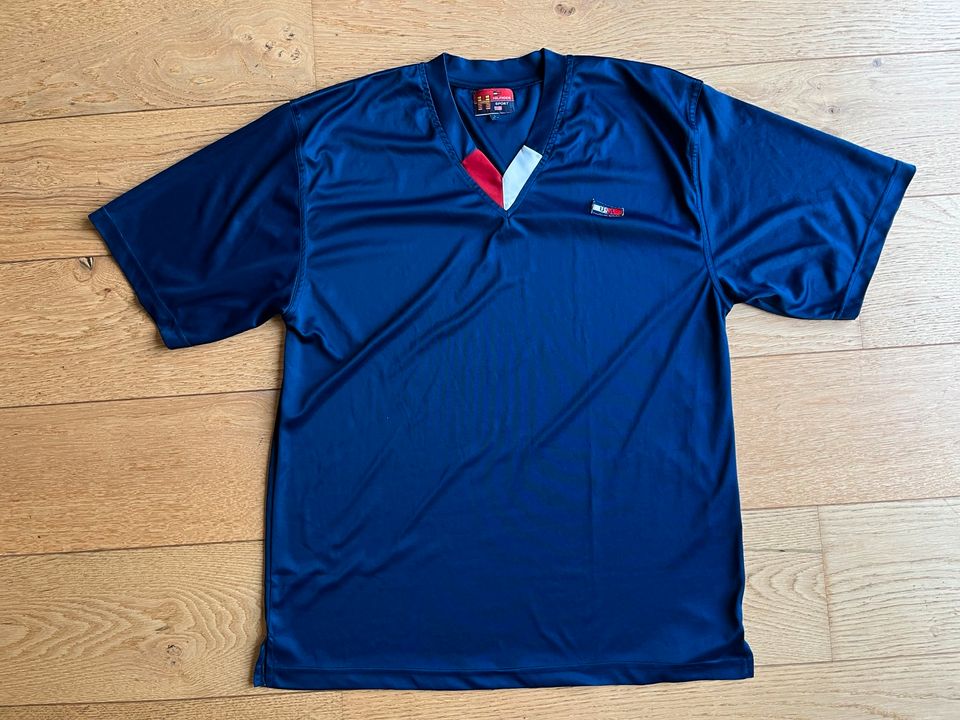 Hilfiger Sport USA T-Shirt Gr.L Vintage in Duisburg