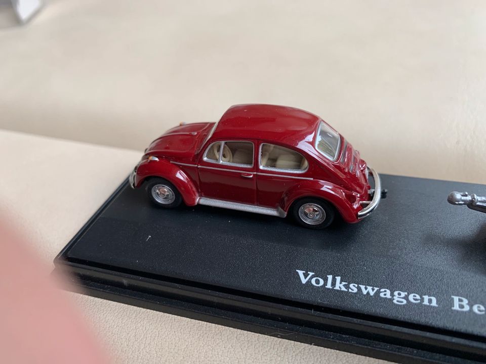 VW  Käfer mit Wohnwagen, und Vitrine Neu ! in Fischbach