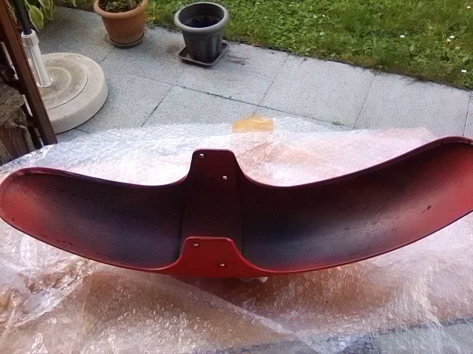 Suzuki VS 1400 Front Fender im Top Zustand in Hofheim am Taunus