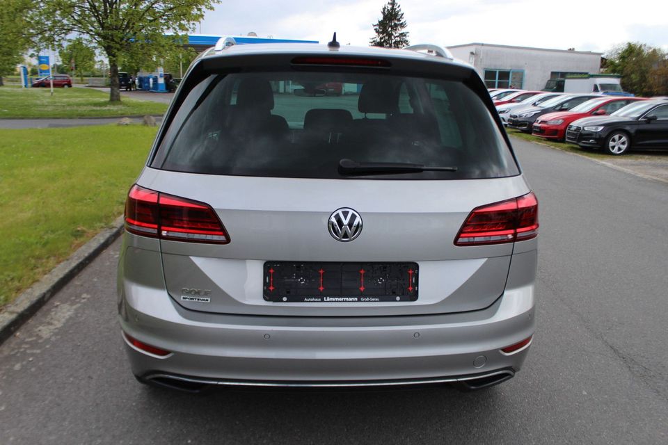 Volkswagen Golf Sportsvan VII IQ.DRIVE*CarPlay*Parklenkas.* in Groß-Gerau